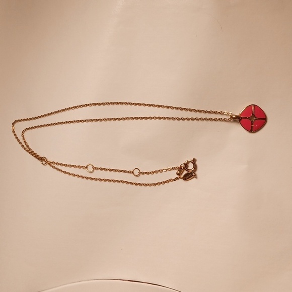 Fossil Gold Toned  Necklace Pinkish Flower Petal Pendant Retro Look Vintage - Picture 1 of 6